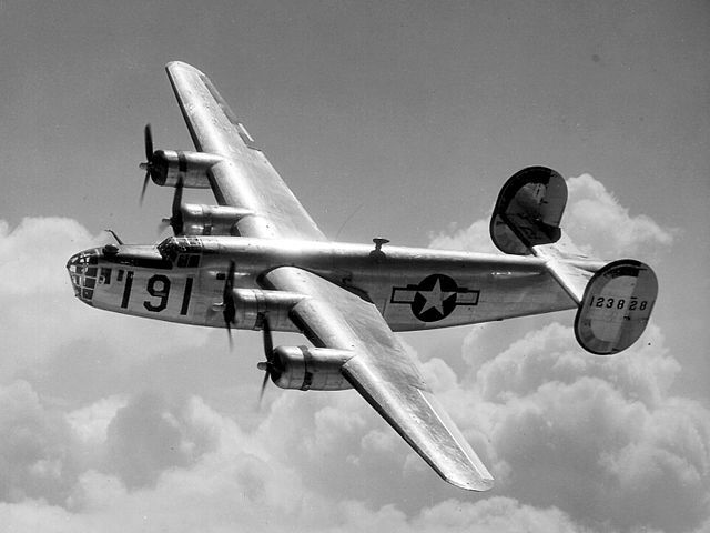640px-Maxwell_B-24_(cropped).jpg